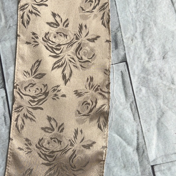 Vintage Scott McClintock satin floral sleepwear gown - Picture 12 of 12